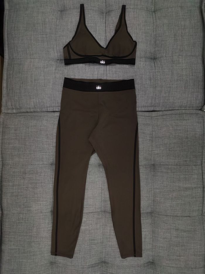 Top quality, Bra + Pants yoga Sports suit  clothes， CL88-23
