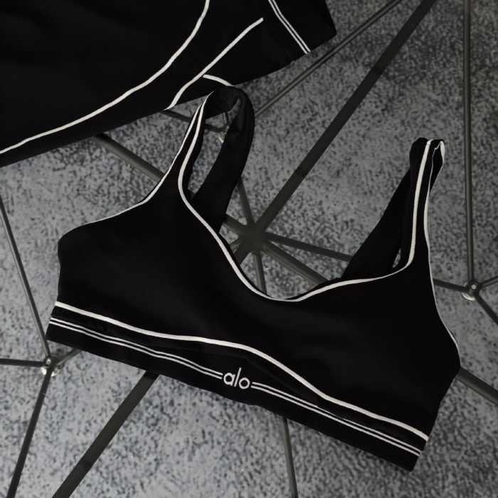 Top quality, Bra + Pants yoga Sports suit  clothes， CL88-21-22