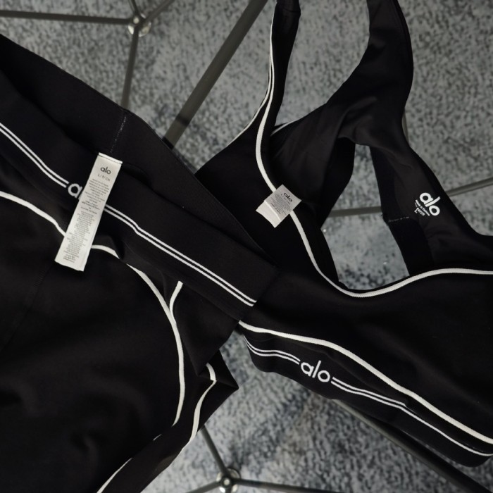 Top quality, Bra + Pants yoga Sports suit  clothes， CL88-21-22