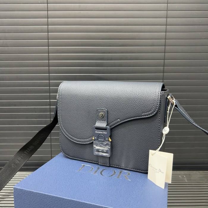 Split leather bag ,3A ,size 23x18cm,no box,  B75-138