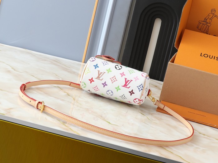 Leather bag ,5A ,size 16x10x7.5cm,no box,  B75-140-142
