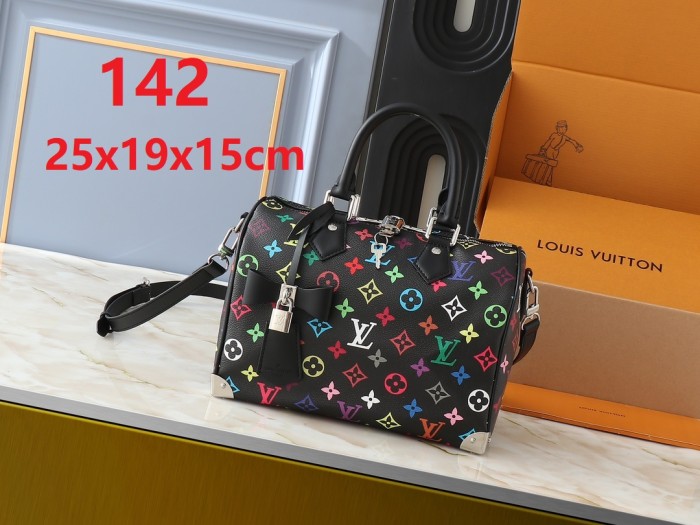 Leather bag ,5A ,size 25x19x15cm/30x21x17,no box,  B88-142-143