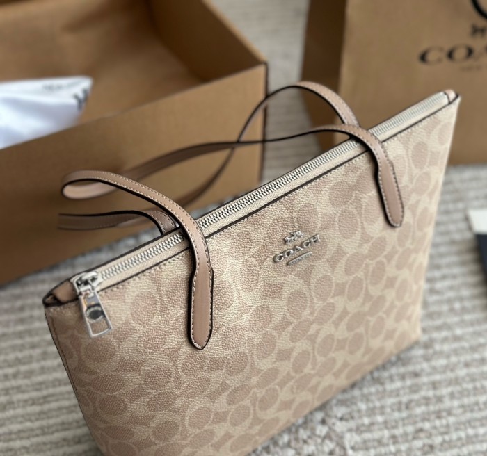 Split leather bag ,3A ,size 25x22cm,no box,  B75-151-156
