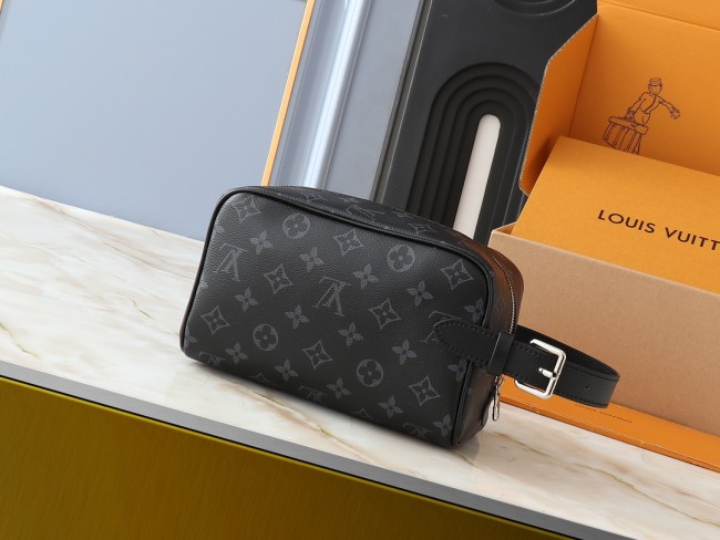 Leather bag ,5A ,size 23x13x12cm,no box, B75-144