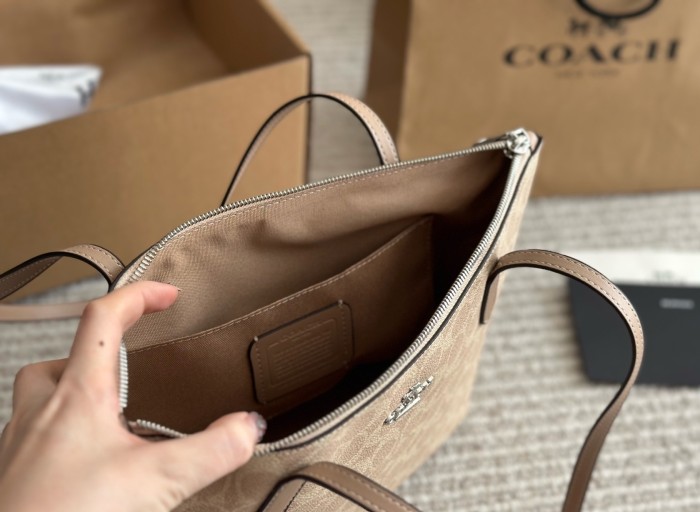 Split leather bag ,3A ,size 25x22cm,no box,  B75-151-156