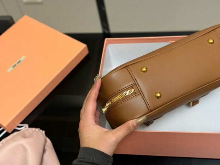 Split leather bag ,4A ,size 23x11cm,no box,  B88-117