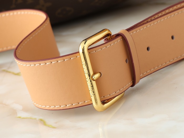 Leather bag ,5A ,size 30x15x8cm,no box,  B88-147