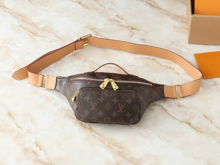 Leather bag ,5A ,size 30x15x8cm,no box,  B88-147