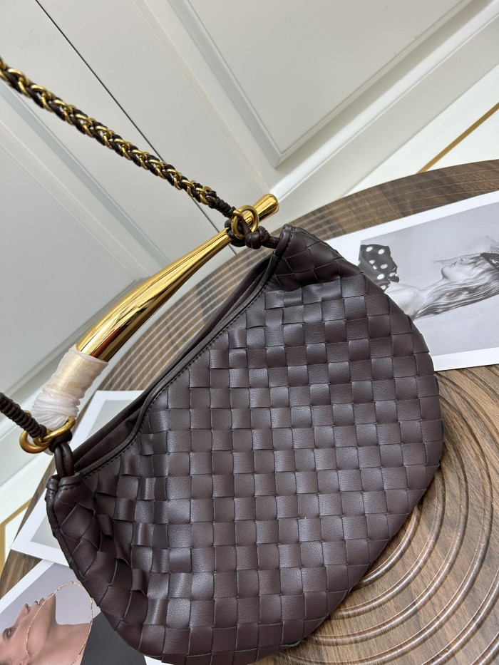 Leather bag ,5A ,size 20x33x4cm,no box,  B110-16