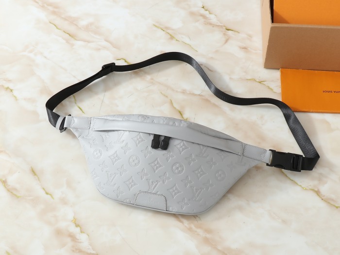 Leather bag ,5A ,size 44x15x9cm,no box,  B110-36