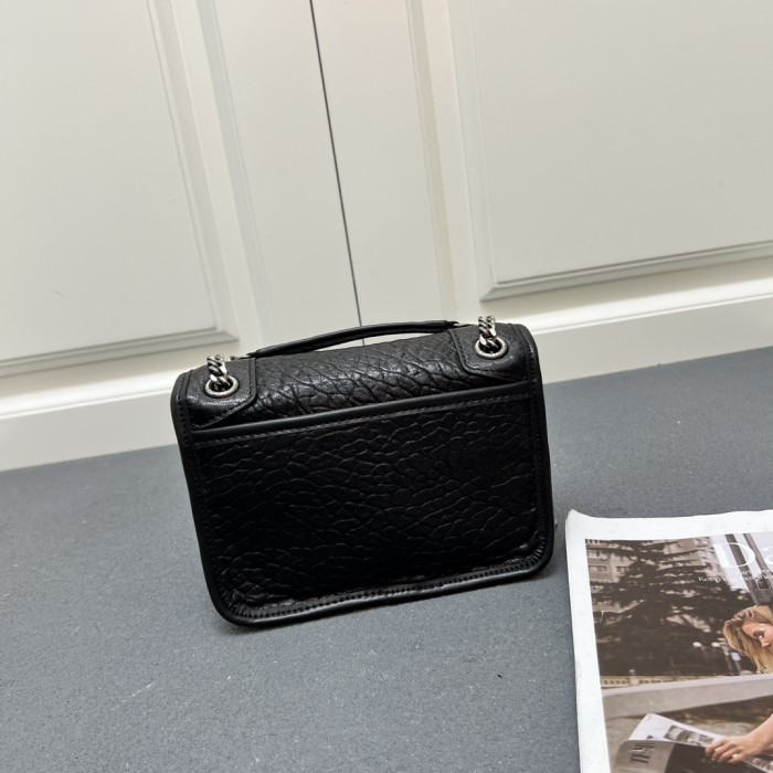 Leather bag ,5A ,size 18.5x12x8cm,no box,  B110-38