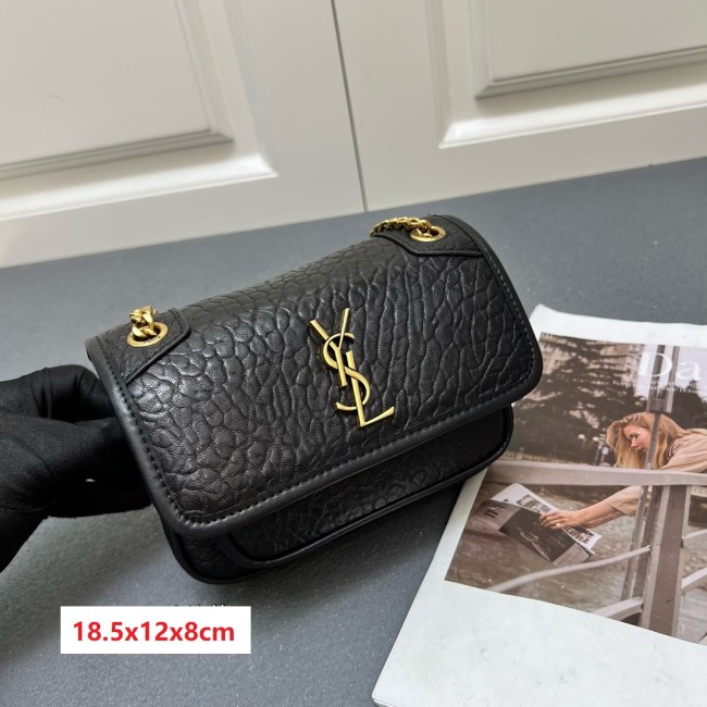 Leather bag ,5A ,size 18.5x12x8cm,no box, B110-37