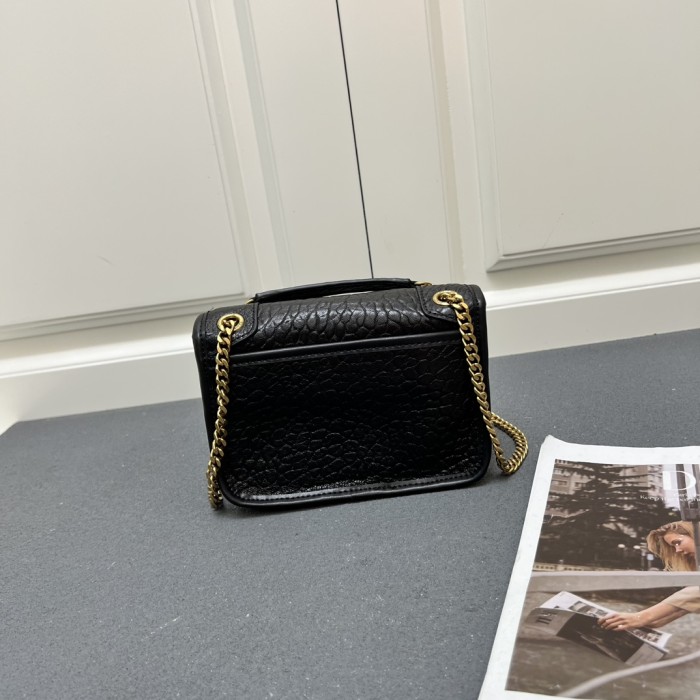 Leather bag ,5A ,size 18.5x12x8cm,no box,  B110-37