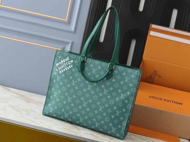 Leather bag ,5A ,size 41x33x14cm,no box, B110-25