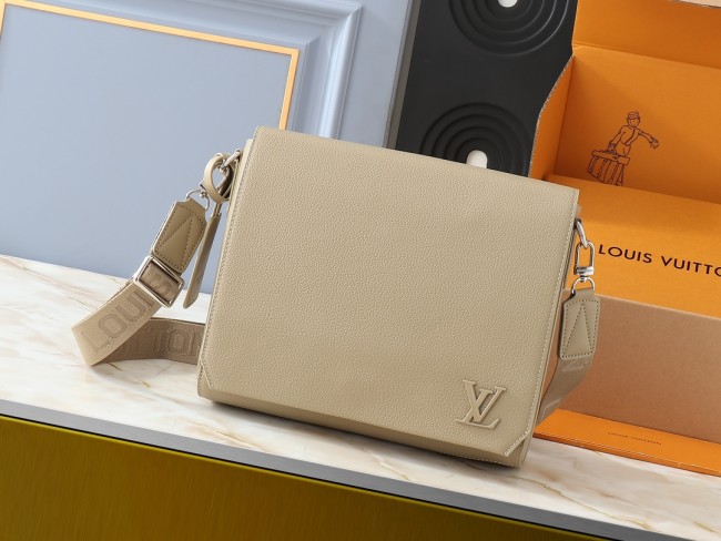 Leather bag ,5A ,size 28x24x10cm,no box, B110-26