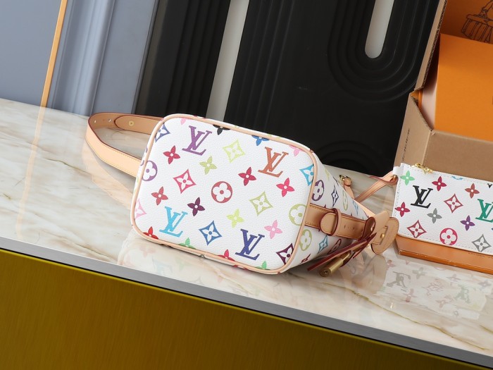 Leather bag ,5A ,size 16x18x12cm,no box,  B110-22