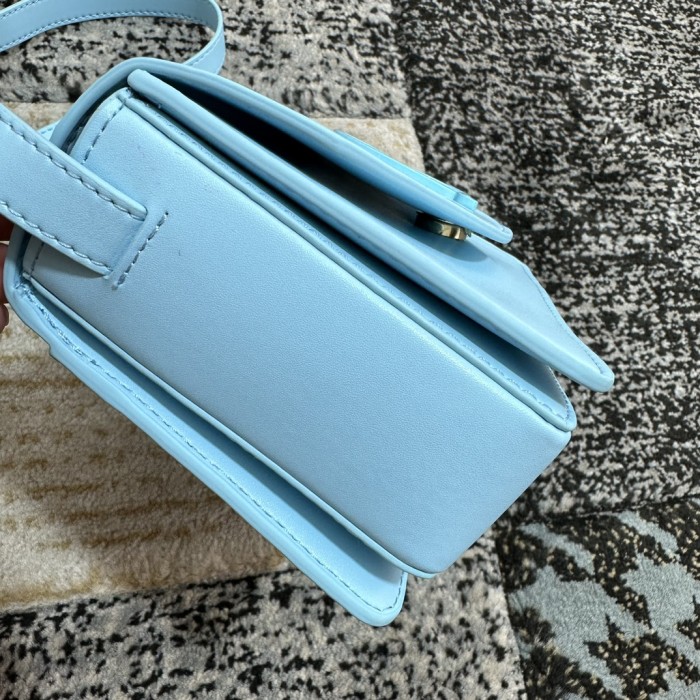 5A, real lether,  cross shoulder bag , size 22x12x5.5cm, no box. B98-18