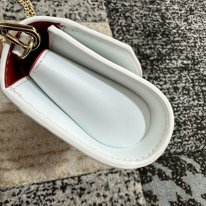 5A, real lether,  cross shoulder bag , size 22x12x5.5cm, no box. B98-105