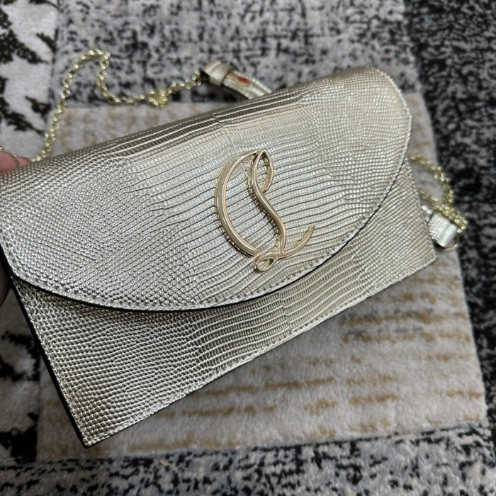 5A, real lether,  cross shoulder bag , size 22x12x5.5cm, no box. B98-116