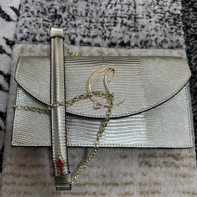 5A, real lether, cross shoulder bag , size 22x12x5.5cm, no box. B98-116