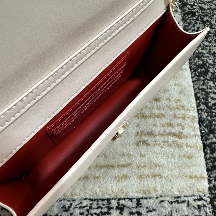 5A, real lether,  cross shoulder bag , size 22x12x5.5cm, no box. B98-109