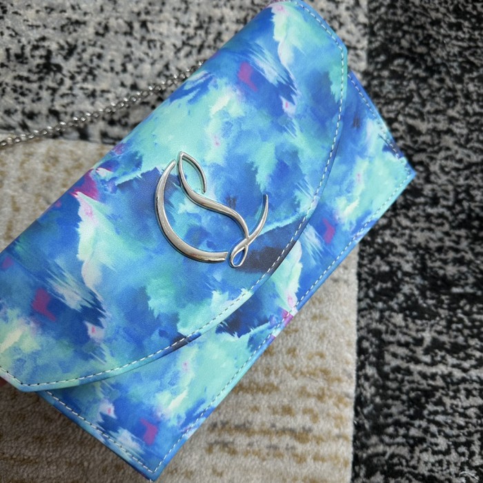 5A, real lether,  cross shoulder bag , size 22x12x5.5cm, no box. B98-111