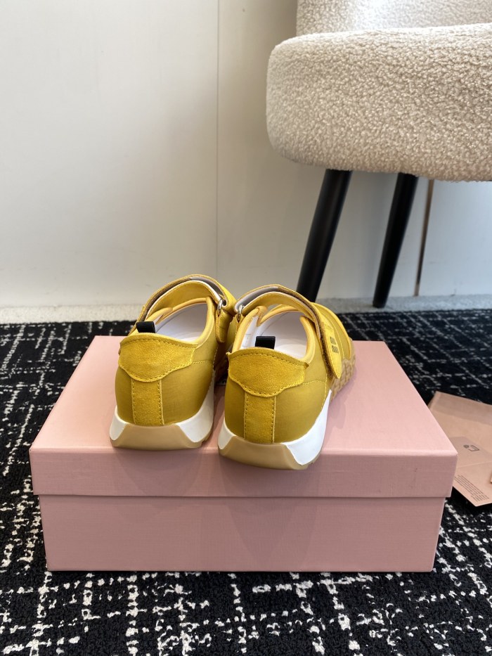 Women flat shoes,  size 35-40, SS70-105