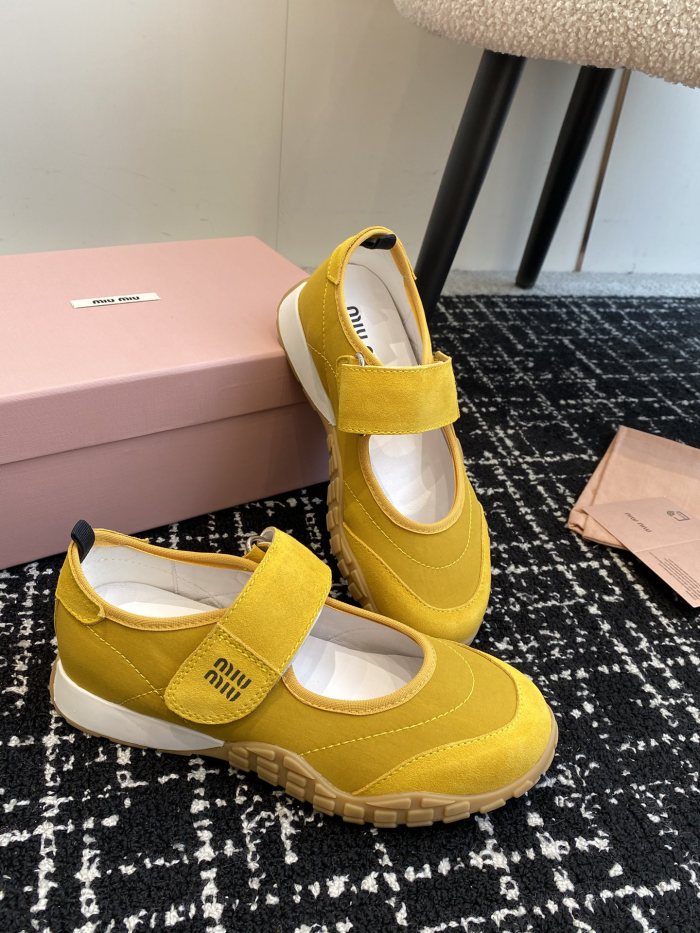 Women flat shoes,  size 35-40, SS70-105
