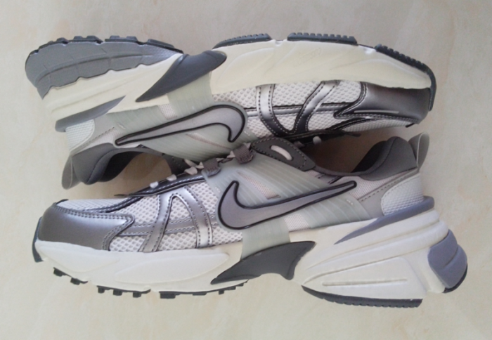Women men  runner sneaker shoes,  with box,size 36-45，SS70-88