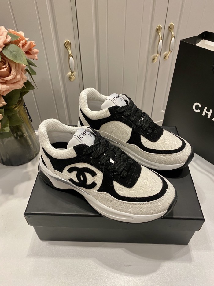 Women runner flat shoes,  size 35-42, SS70-95