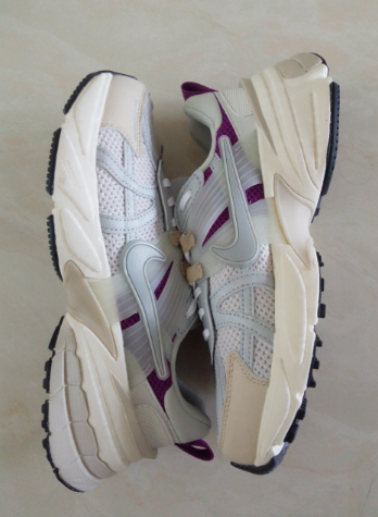Women runner sneaker shoes,  with box,size 36-40，SS70-83