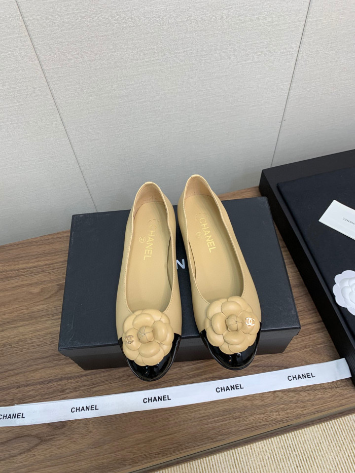 Women flat shoes,  size 35-40, SS60-203-205