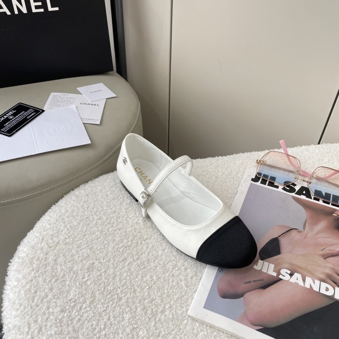 Women flat shoes,  size 35-40, SS60-210-211