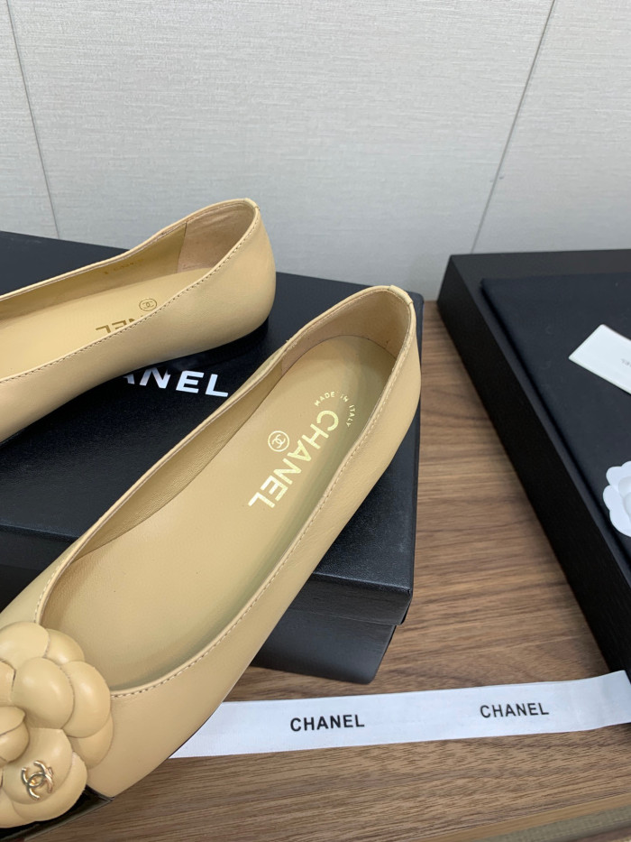 Women flat shoes,  size 35-40, SS60-203-205