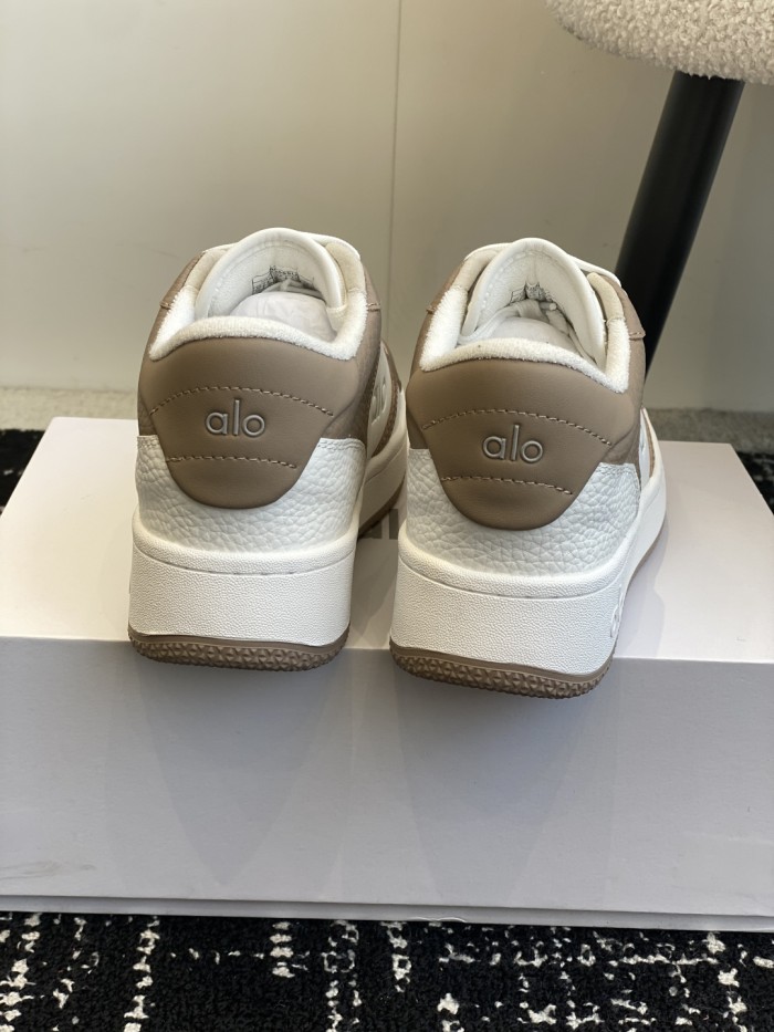 Women runner flat shoes,  size 35-40, SS70-120
