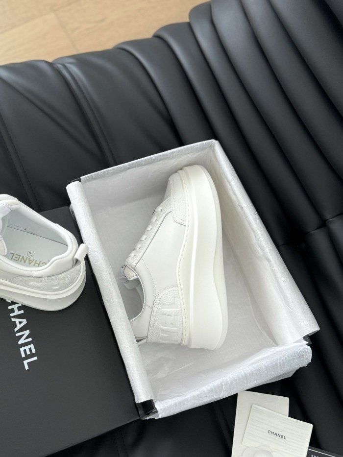 Women runner flat shoes,  size 35-40, SS70-107