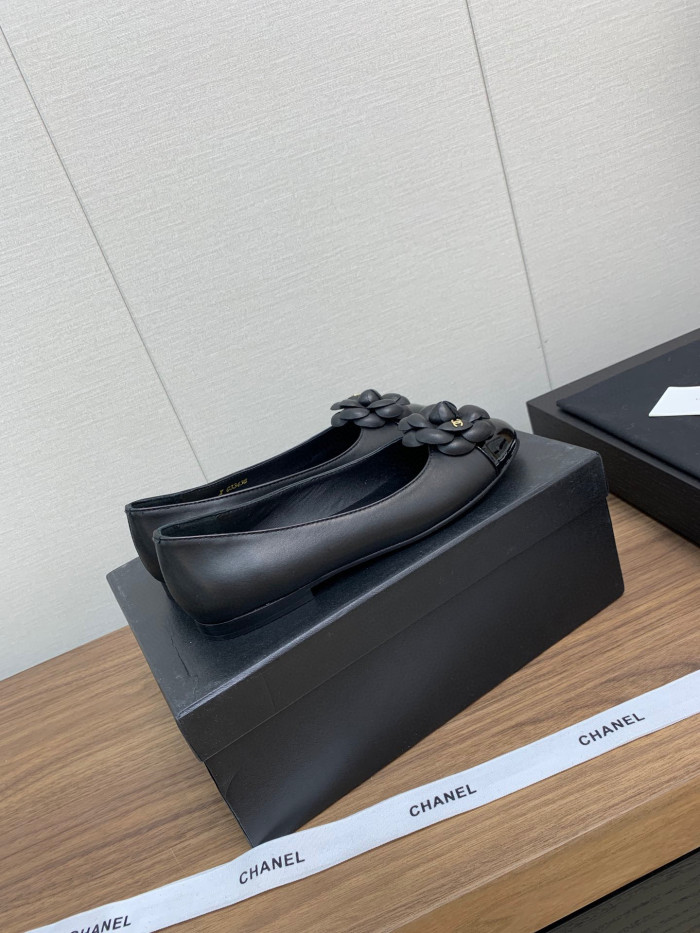 Women flat shoes,  size 35-40, SS60-203-205