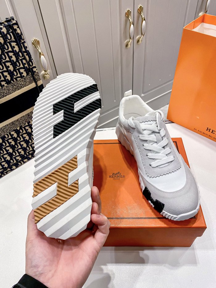 Women men runner flat shoes,  size 35-45, SS70-110