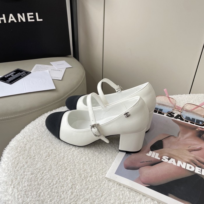 Women heel shoes,  size 35-40, SS60-209
