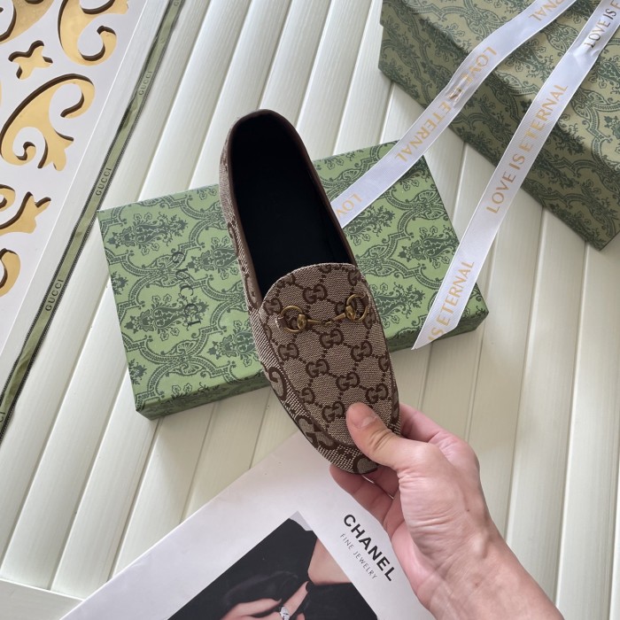 Women flat shoes,  size 34-42, SS60-235