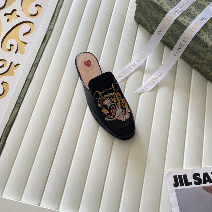 Women flat shoes,  size 34-42, SS60-2940