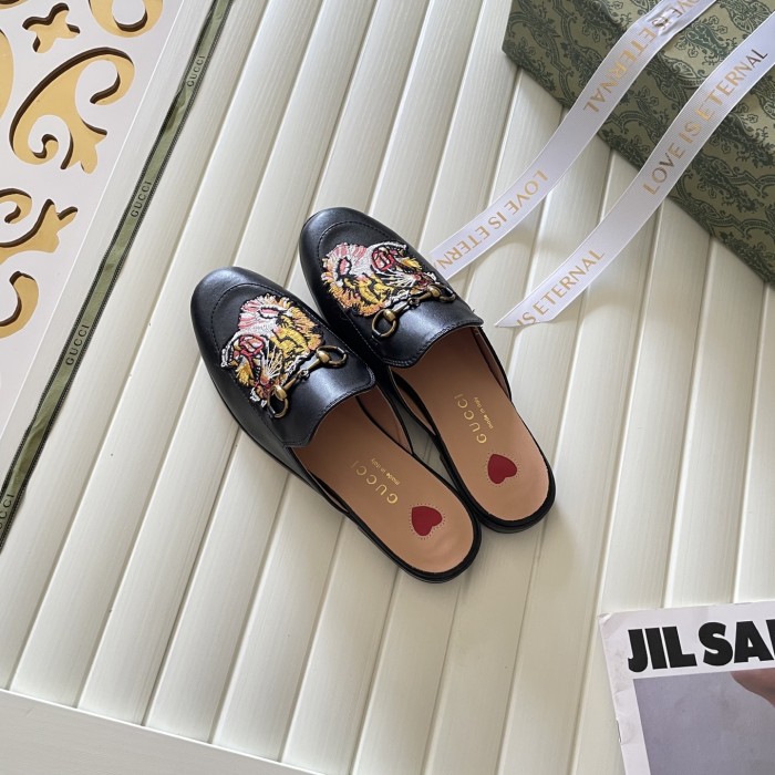 Women flat shoes,  size 34-42, SS60-2940