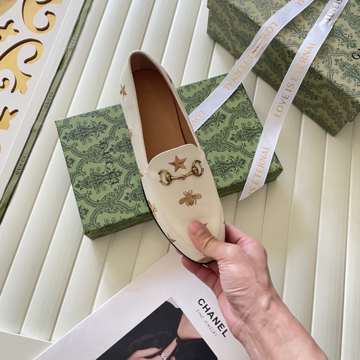 Women flat shoes,  size 34-42, SS60-241