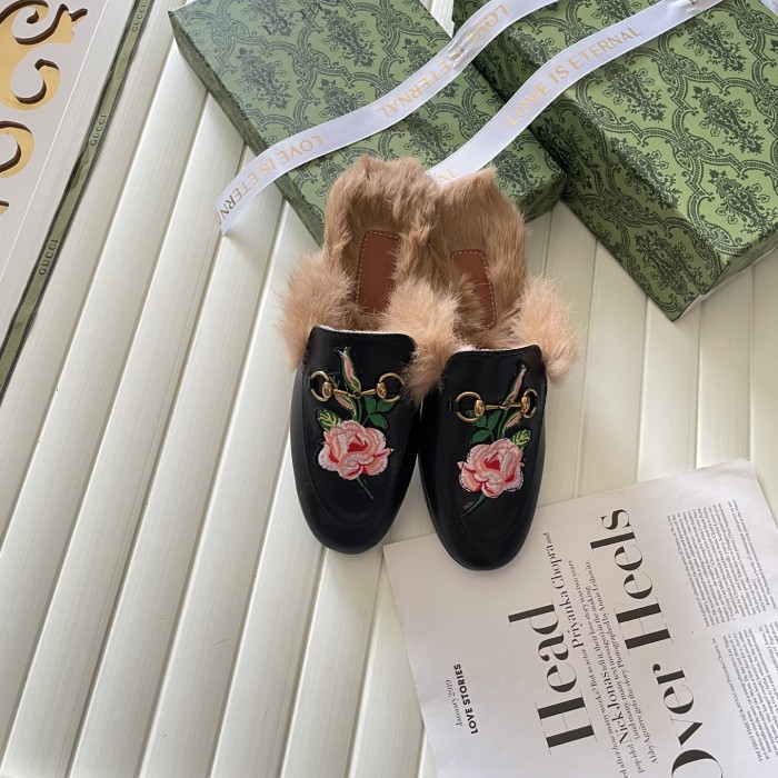 Women flat shoes,  size 34-42, SS60-223