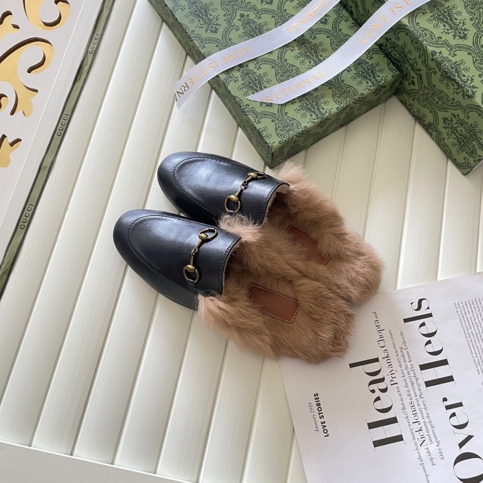 Women flat shoes,  size 34-42, SS60-233