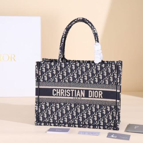 Embroidery ON THE GO  bag ,5A ,size 36cm or 41cm,no box,  B110-33