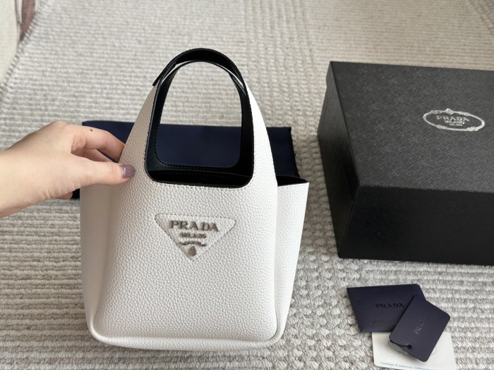 Split leather bag ,3A ,size 18x15cm,no box,  B75-158-161