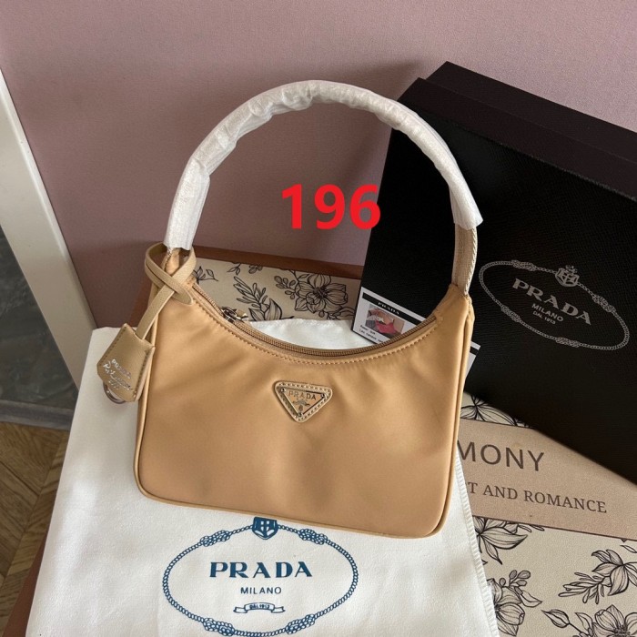 Nylon bag ,budget ,size 20cm,no box,  B35-191-196