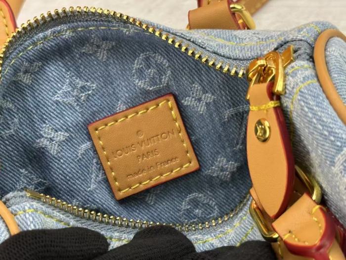 Split leather bag ,4A , size 16cm,no box,  B68-50
