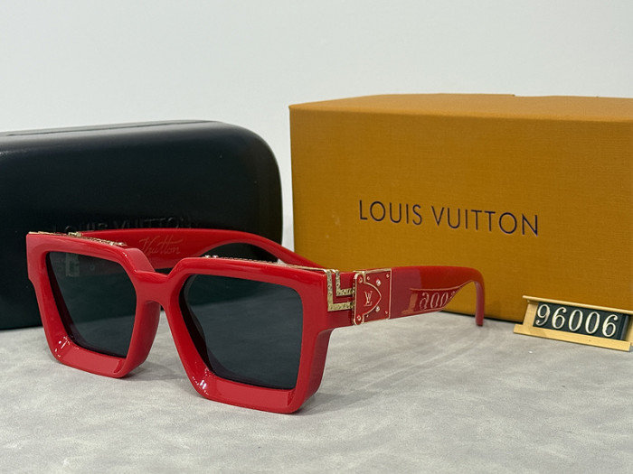 Blue light blocking sunglasses with the box and case ,G25-1231-1244